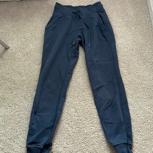 Lululemon blue sweatpants size 2